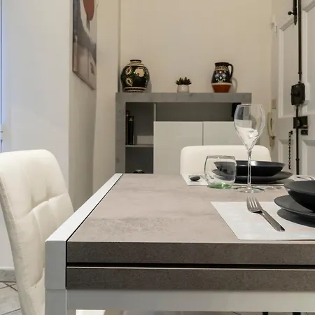 Apartment Saragozza 76 *